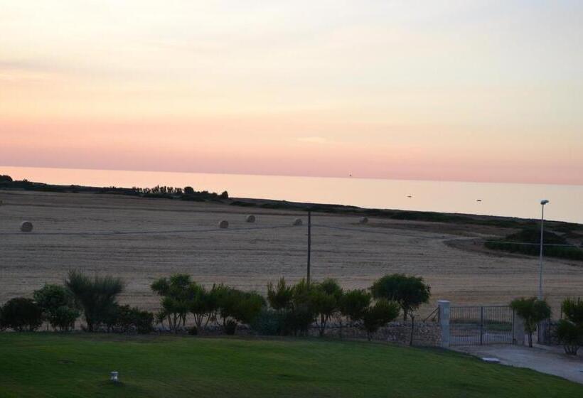 Calanca Apulian Residence