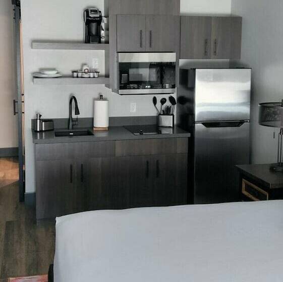 Отель Bunk House