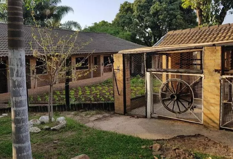 Hotelli Pousada Rancho Na Represa