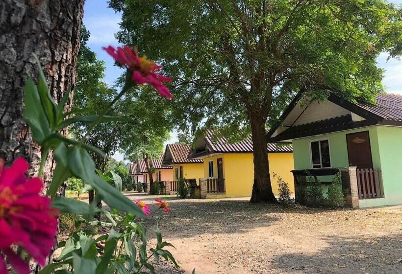 Pensiune Ban Rai Plai Na บ้านไร่ปลายนารีสอร์ท