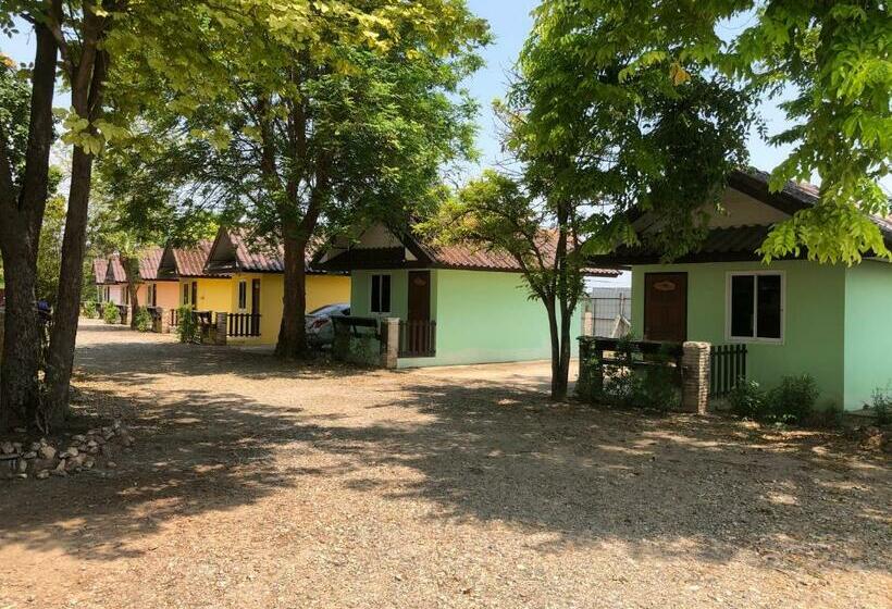 Pensiune Ban Rai Plai Na บ้านไร่ปลายนารีสอร์ท