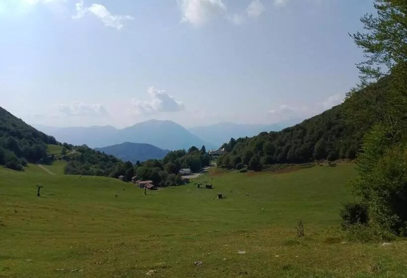 Aamiaismajoitus (B&B) Il Giardino Di Crès