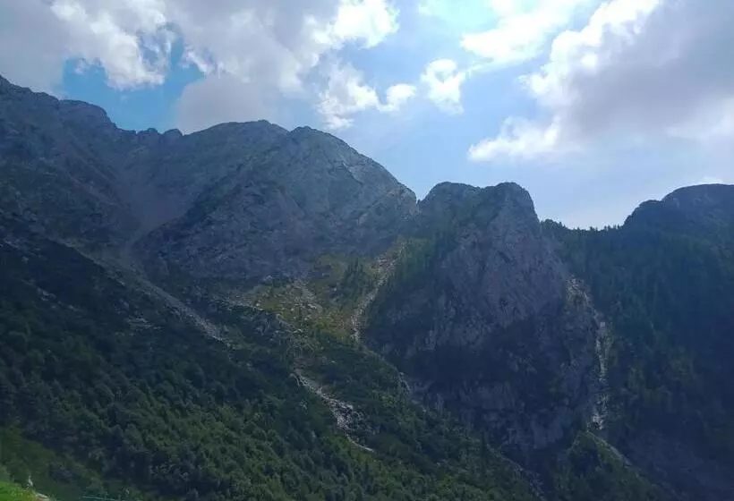 Aamiaismajoitus (B&B) Il Giardino Di Crès