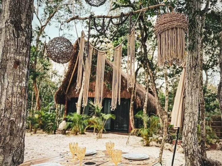 ホテル Naay Zama Tulum
