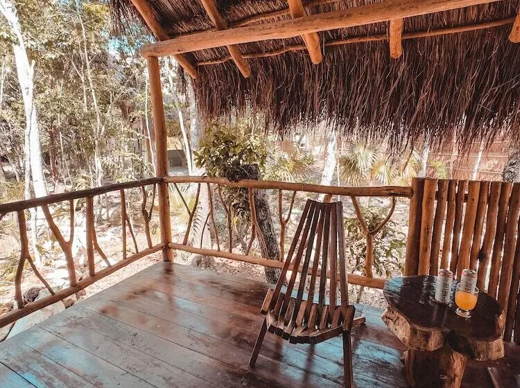 ホテル Naay Zama Tulum