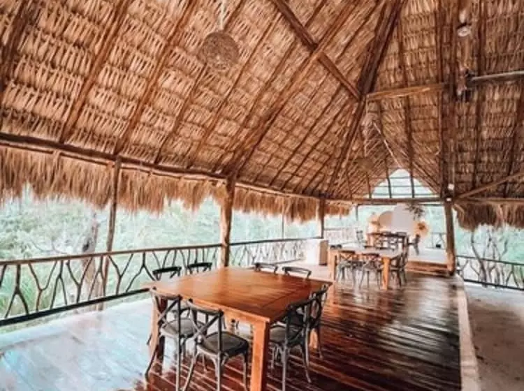 ホテル Naay Zama Tulum