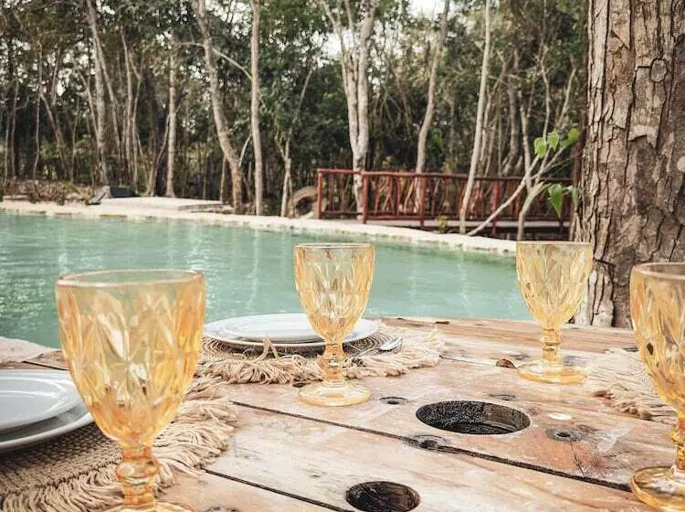 ホテル Naay Zama Tulum