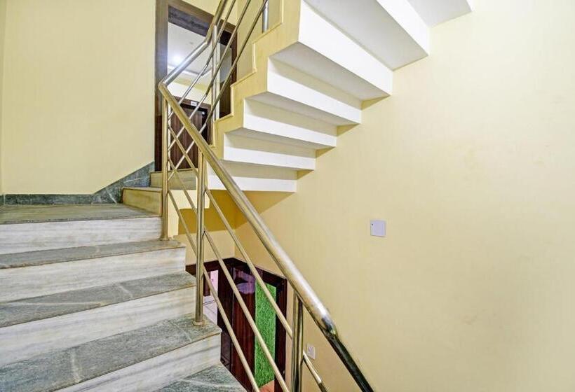 Hotell Oyo Flagship 81218 Cool Light Residency