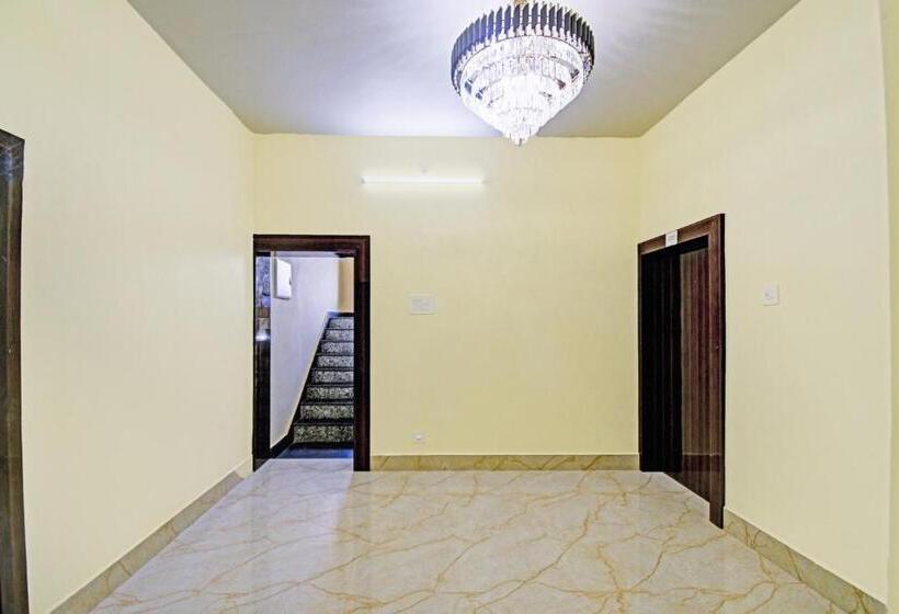 Hotell Oyo Flagship 81218 Cool Light Residency