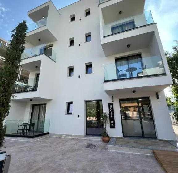 هتل Patio Mare