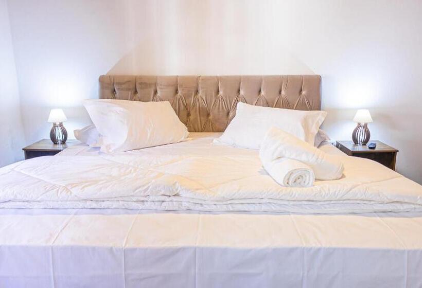 Отель Pousada La Colline