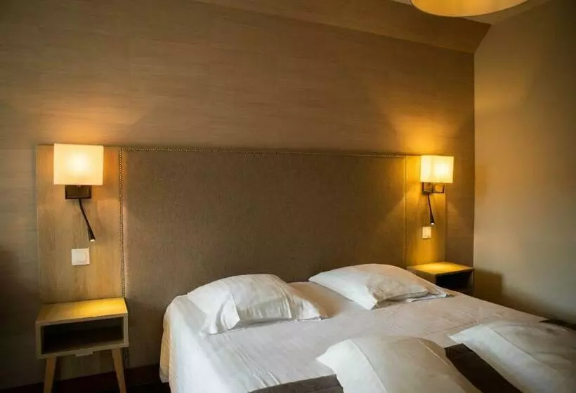 Hotelli Relais De La Loire