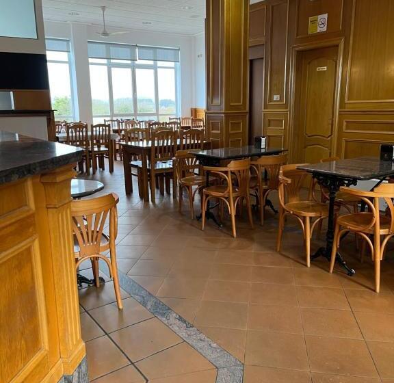 هاستل Pensión Arenas Palas