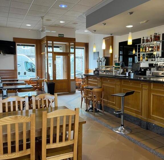 هاستل Pensión Arenas Palas