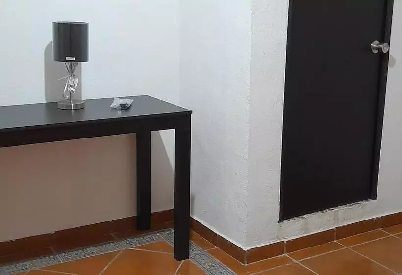 ユースホステル Posada El Refugio