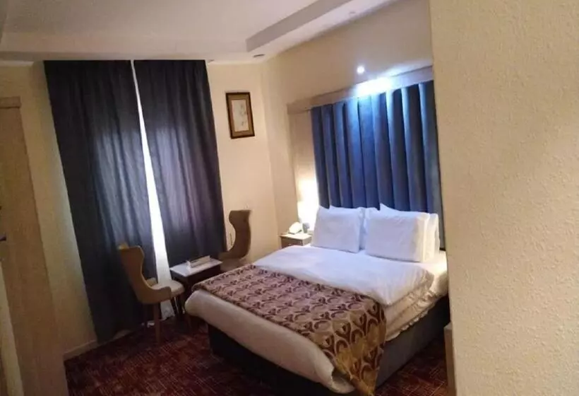 Hotelli سحابة ثلج
