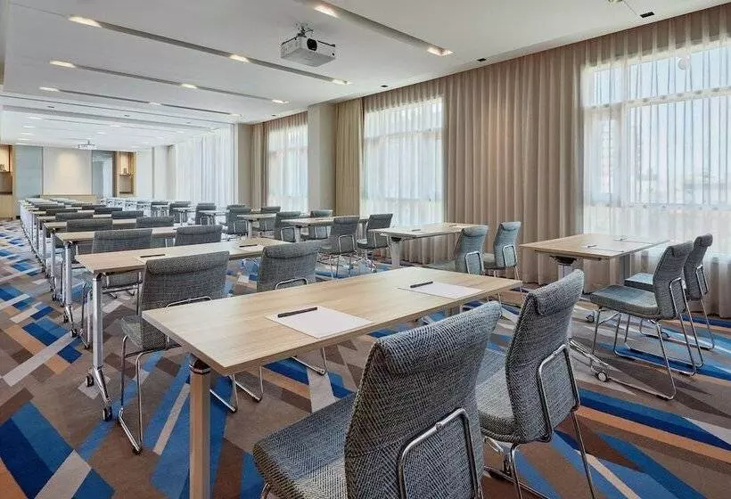 Hotelli Courtyard By Marriott Jubail