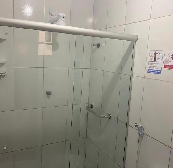 ホテル Pousada 4 Estações