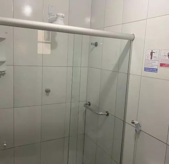 ホテル Pousada 4 Estações