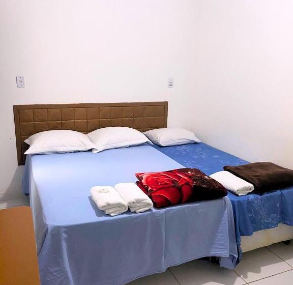 ホテル Pousada 4 Estações