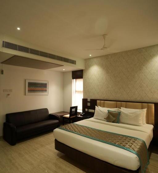 Hotel Sri Ambal Grand