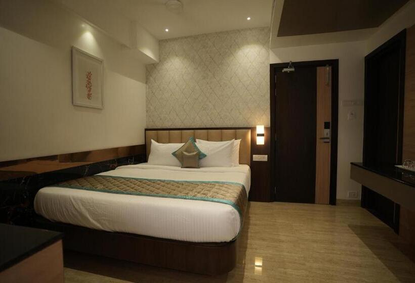 Hotel Sri Ambal Grand