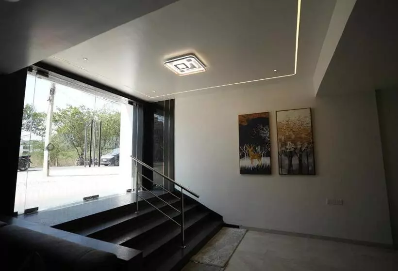 Hotelli Sri Ambal Grand