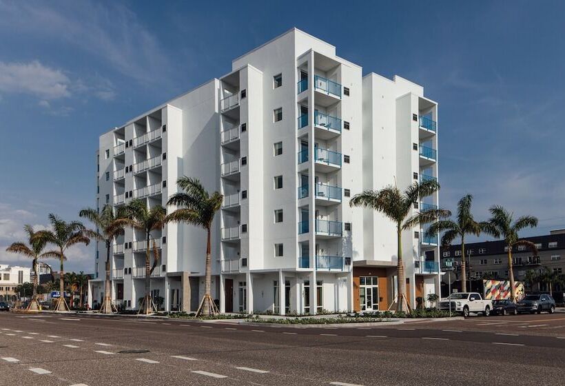 Mint House St. Petersburg   Downtown