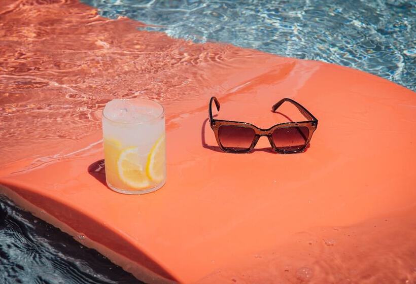 Mint House St. Petersburg   Downtown