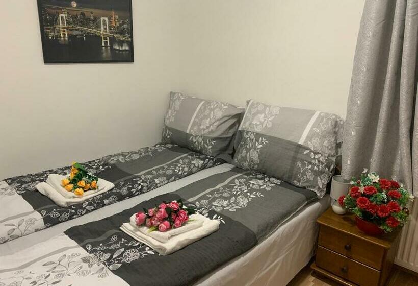 ペンション Guests House At The Town Centre