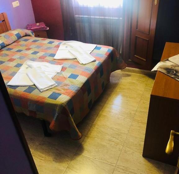 Majatalo Hostal Juli Bureba