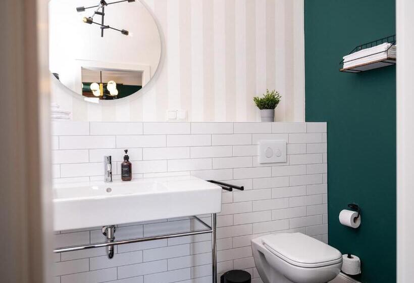 הוסטל Gästehaus Schloss Janson