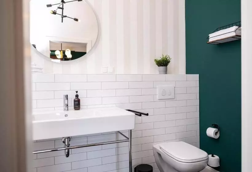 Retkeilymaja Gästehaus Schloss Janson