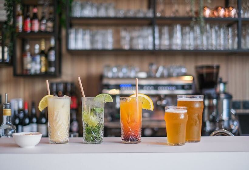 All Suites Paris Ouest Colombes