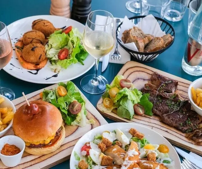 All Suites Paris Ouest Colombes