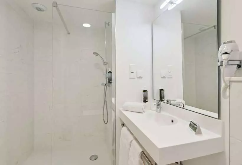 All Suites Paris Ouest Colombes