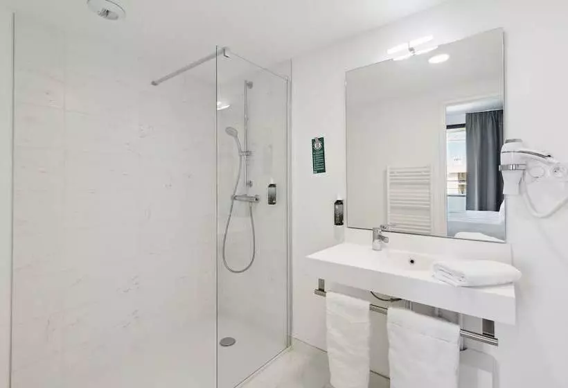 All Suites Paris Ouest Colombes