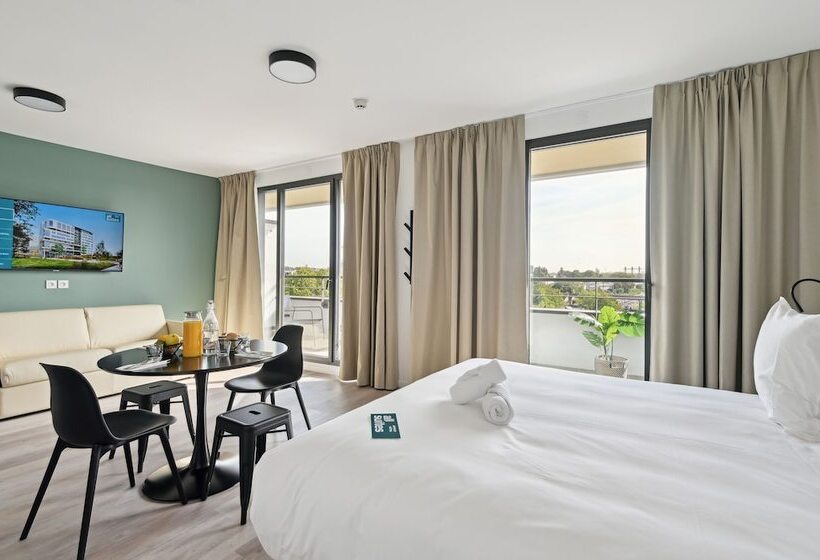 All Suites Paris Ouest Colombes