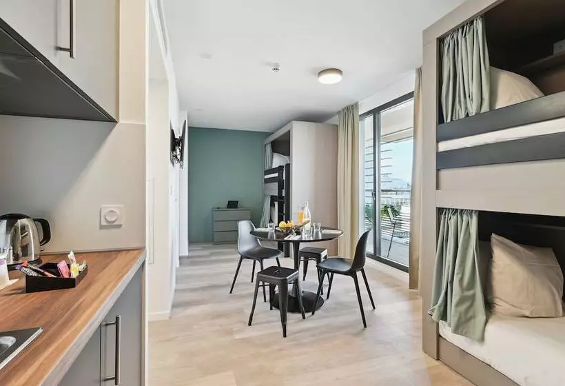 All Suites Paris Ouest Colombes