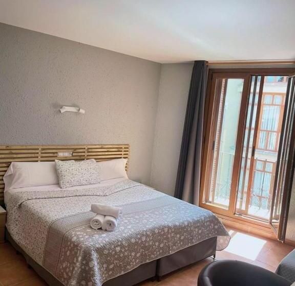 בית מלון כפרי Acebo Plaza Mayor