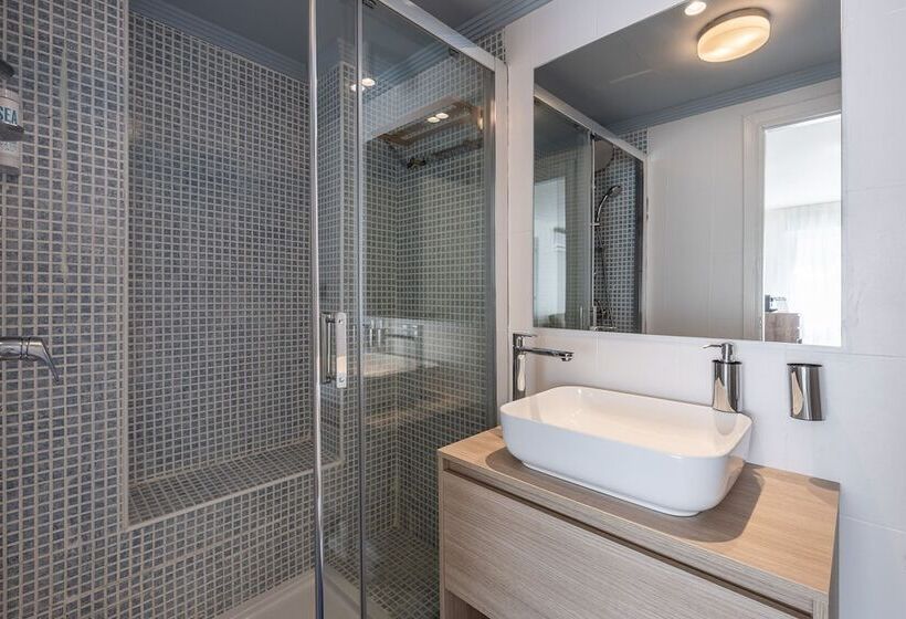 پانسیون Granada Suites By Olala Homes