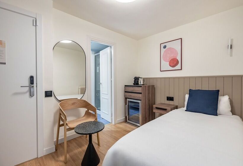 پانسیون Granada Suites By Olala Homes