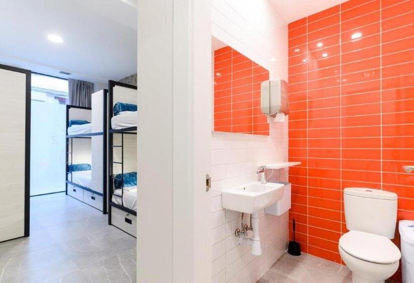 پانسیون Logunes