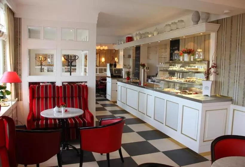 Hotelli & Café Daheim