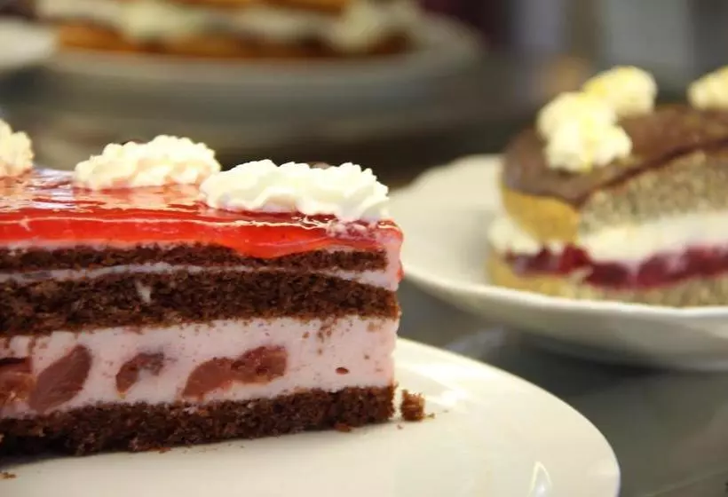 Hotelli & Café Daheim