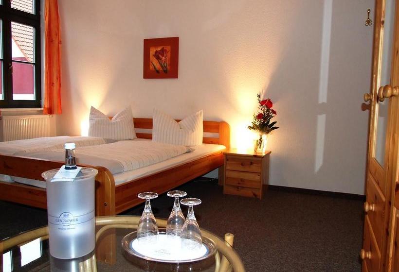 בית מלון כפרי Waren Alte Warener Zeitung