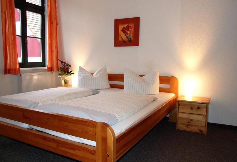 בית מלון כפרי Waren Alte Warener Zeitung