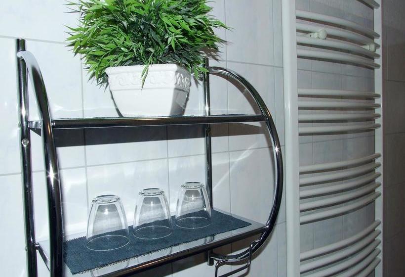 בית מלון כפרי Waren Alte Warener Zeitung