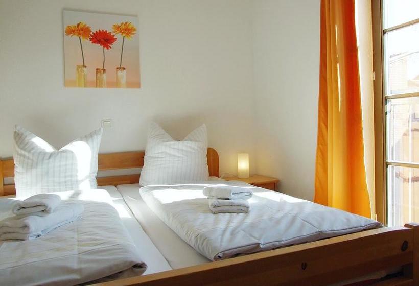 בית מלון כפרי Waren Alte Warener Zeitung