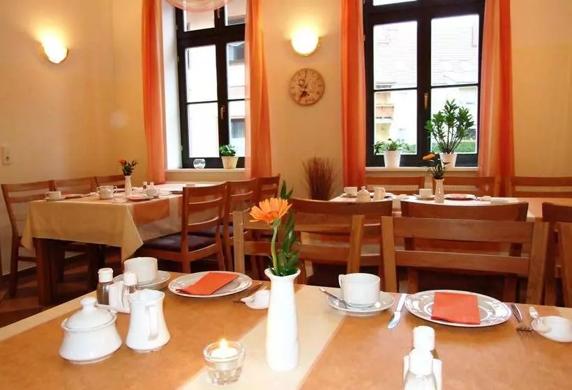ホテル Waren Alte Warener Zeitung